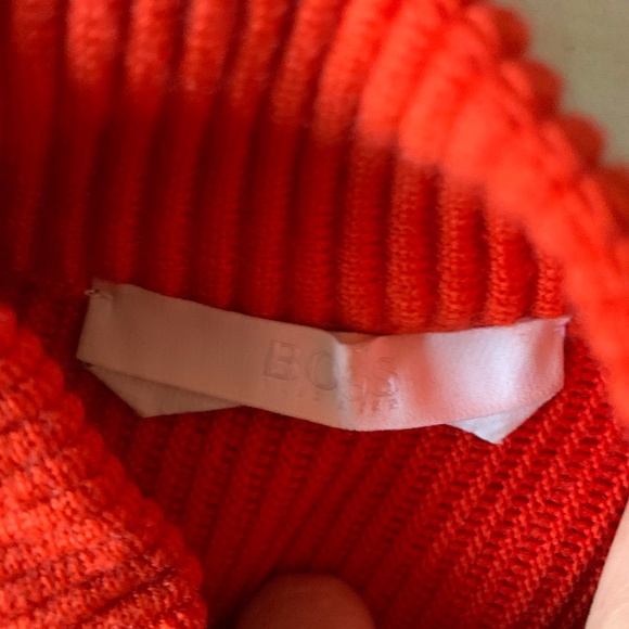 orange turtle neck Hugo boss - Picture 2 of 2